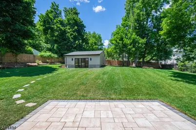 304 Greenwood Ave, Florham Park, NJ 07932 - Photo 44