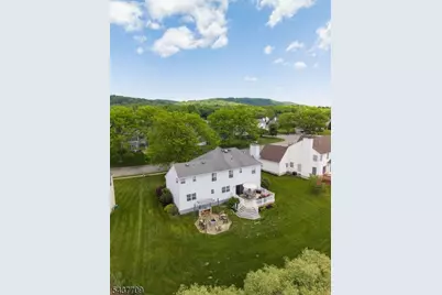 6 Snead Ct, Mount Olive, NJ 07836 - Photo 32
