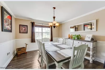 6 Snead Ct, Mount Olive, NJ 07836 - Photo 2