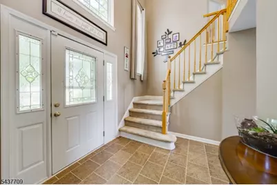 6 Snead Ct, Mount Olive, NJ 07836 - Photo 8