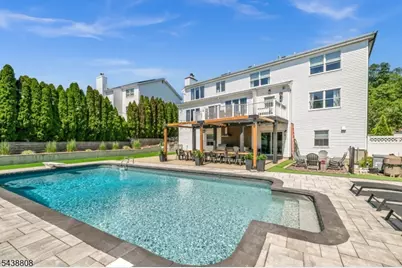 22 Fox Boro Rd, Wayne, NJ 07470 - Photo 4