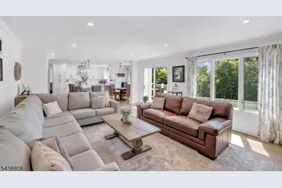 22 Fox Boro Rd, Wayne, NJ 07470 - Photo 18