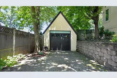 230 Satterthwaite Ave, Nutley, NJ 07110 - Photo 6