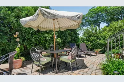 230 Satterthwaite Ave, Nutley, NJ 07110 - Photo 28