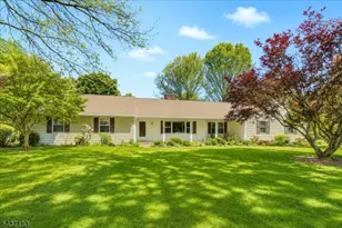 54 Platz Dr, Montgomery Township, NJ 08558 - Photo 1