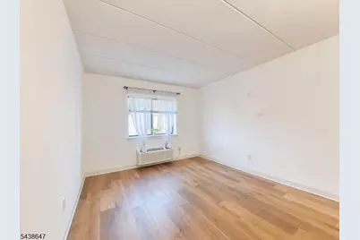 5 Linden St, Hackensack, NJ 07601 - Photo 10