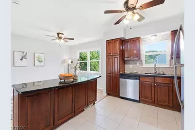 27 Carolyn Rd, Belleville, NJ 07109 - Photo 14