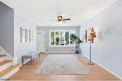 27 Carolyn Rd, Belleville, NJ 07109 - Photo 10