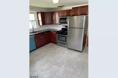 120 Campbell Ave, Clifton, NJ 07013 - Photo 2