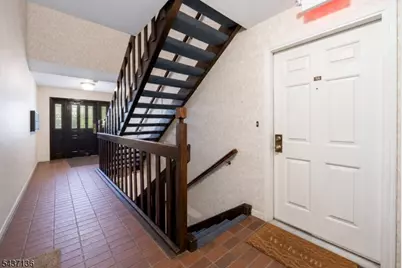 11A Sentinel Ct, Chatham Township, NJ 07928 - Photo 4