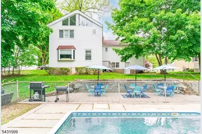 26 Cornell St, West Orange Township, NJ 07052 - Photo 6