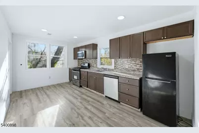 78 S Devine St, Newark, NJ 07106 - Photo 8