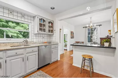 31 Macopin Ave, Montclair, NJ 07043 - Photo 8