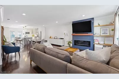 251 Mount Pleasant Ave, Newark, NJ 07104 - Photo 2