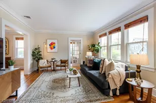 9 Amherst Ct, Maplewood, NJ 07040 - Photo 4