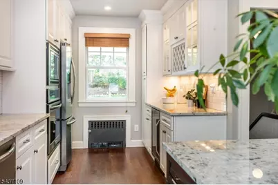 9 Amherst Ct, Maplewood, NJ 07040 - Photo 22