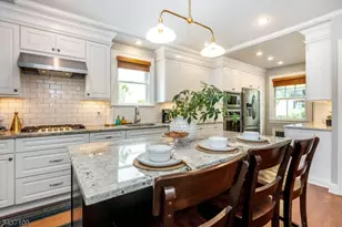 9 Amherst Ct, Maplewood, NJ 07040 - Photo 20