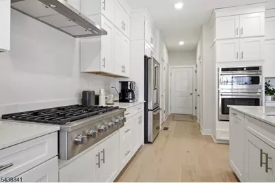 18 Arlington Pl #18, Oakland, NJ 07436 - Photo 6