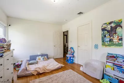 306 Walnut Ave, Cranford Township, NJ 07016 - Photo 20