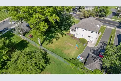 306 Walnut Ave, Cranford Township, NJ 07016 - Photo 34