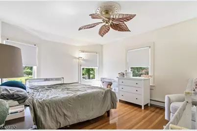 306 Walnut Ave, Cranford Township, NJ 07016 - Photo 18