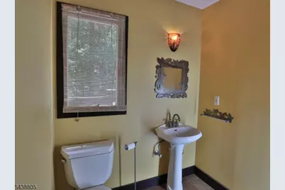 4 Deerwood Dr, Union Township, NJ 08809 - Photo 10
