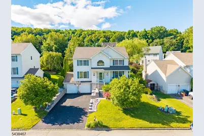 5 Pegasus Pl, Washington Township, NJ 07840 - Photo 2