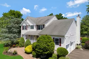 6 Varnon Ct, Hillsborough Township, NJ 08844 - Photo 2