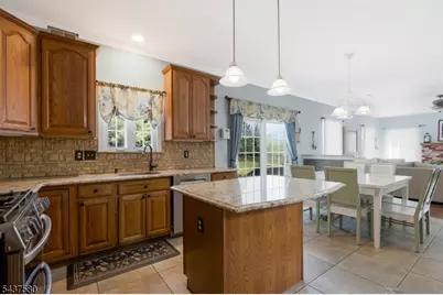 6 Varnon Ct, Hillsborough Township, NJ 08844 - Photo 12