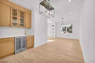 31 Ashwood Dr, Livingston, NJ 07039 - Photo 14