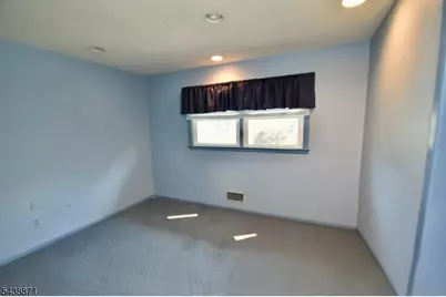 615 Lamanna Dr, River Vale Township, NJ 07675 - Photo 12