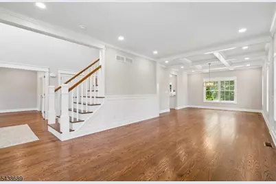 1 Lourdes Ct, Andover Township, NJ 07860 - Photo 10