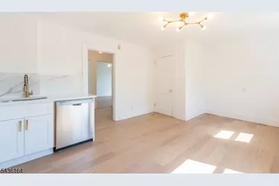 88 Hughes St #2, Maplewood, NJ 07040 - Photo 4
