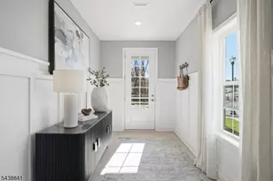 5 Pimlico Pl, Oakland, NJ 07436 - Photo 2