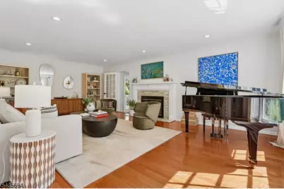 32 Undercliff Ter, West Orange Township, NJ 07052 - Photo 6