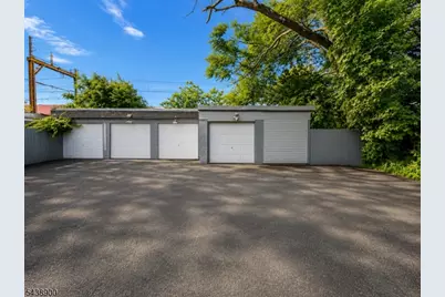 75 Eaton Pl, East Orange, NJ 07017 - Photo 12