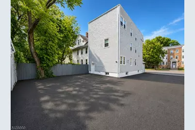 75 Eaton Pl, East Orange, NJ 07017 - Photo 10