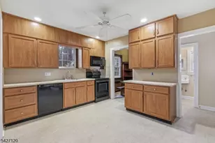 24 Wilton Terrace, Verona, NJ 07044 - Photo 10