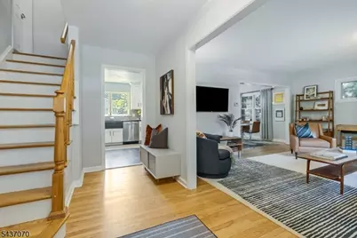 40 Collinwood Rd, Maplewood, NJ 07040 - Photo 6