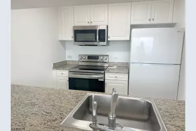 100 Old Palisade Rd #3513, Fort Lee, NJ 07024 - Photo 12