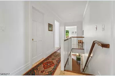 658 Ridgewood Rd #1, Maplewood Twp., NJ 07040 - Photo 18