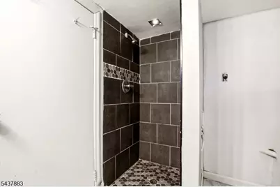 712 Sheridan Ave, Roselle, NJ 07203 - Photo 18