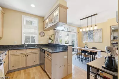 66 S Fullerton Ave #8, Montclair Twp., NJ 07042 - Photo 8