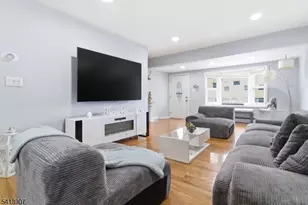 32 Cedar Ave, Elizabeth, NJ 07202 - Photo 4