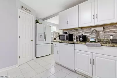 32 Cedar Ave, Elizabeth, NJ 07202 - Photo 6