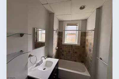 230 Watchung Ave #3, West Orange Township, NJ 07052 - Photo 6