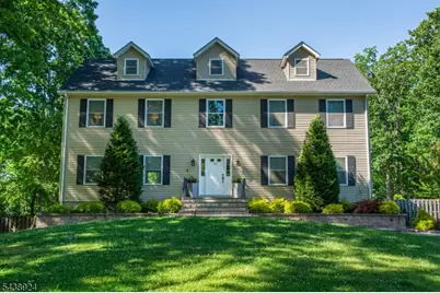24 Willow Ln, Marlboro Township, NJ 07726 - Photo 4