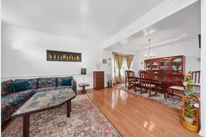 59 Ramapo Dr, Bernards Township, NJ 07920 - Photo 4