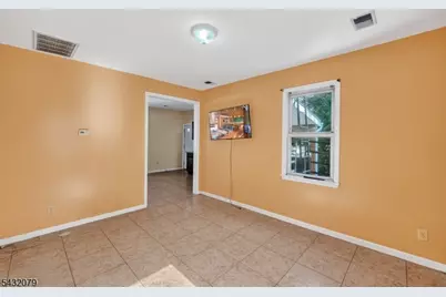 89 Watsessing Ave, Bloomfield, NJ 07003 - Photo 30