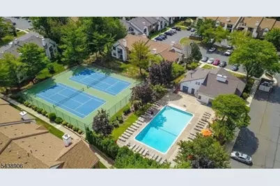 2706 Lighthouse Ln, Sayreville Boro, NJ 08859 - Photo 18